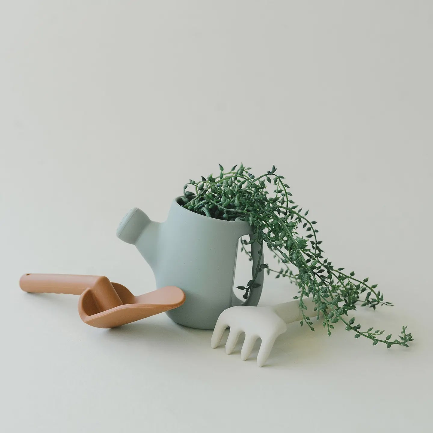 Marlowe & Co Dried Thyme Silicone Gardening Set